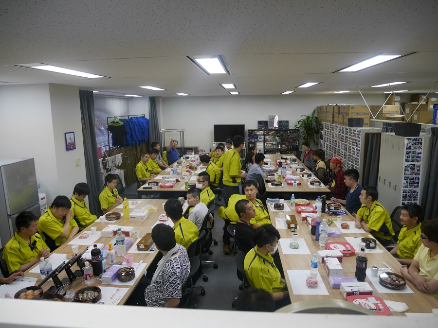 リベラル株式会社目標達成パーティー