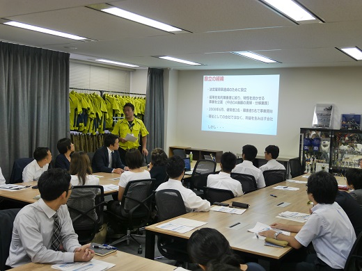 リベラル社内見学　講話