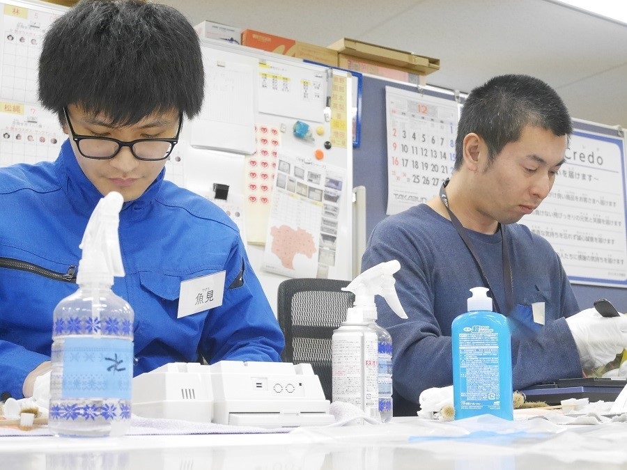 リベラル社員　革靴をはいた猫代表取締役