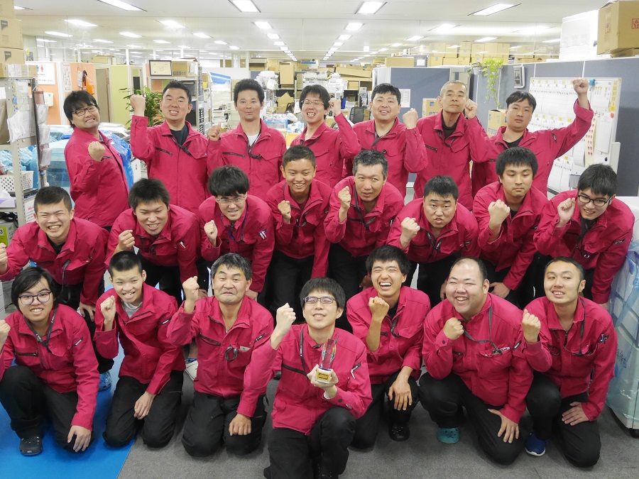 リベラル株式会社　集合写真