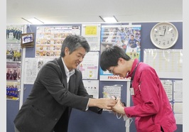 リベラル社員　勤続10年表彰