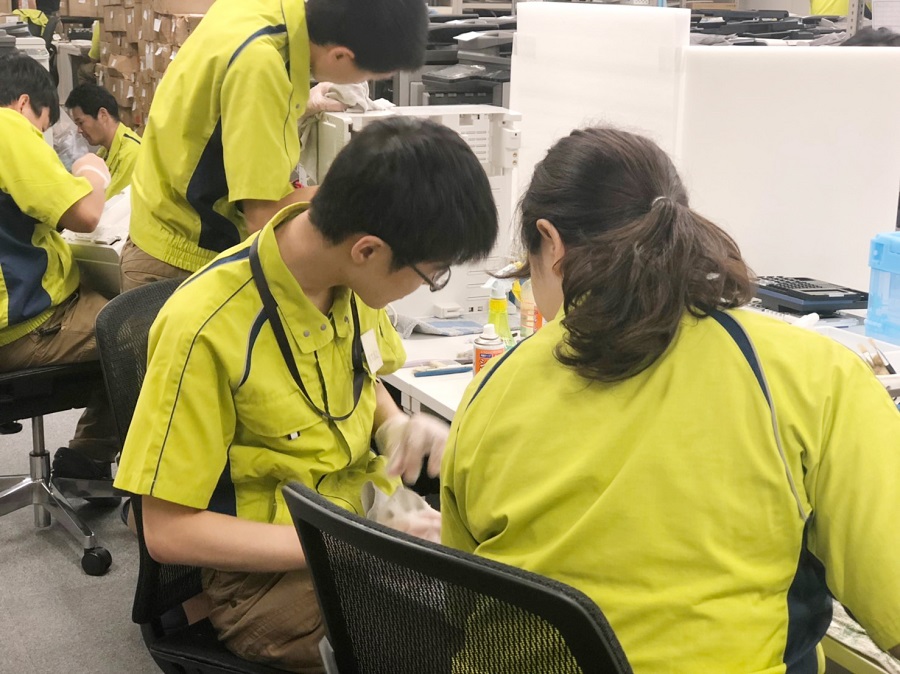 リベラル社員　実習