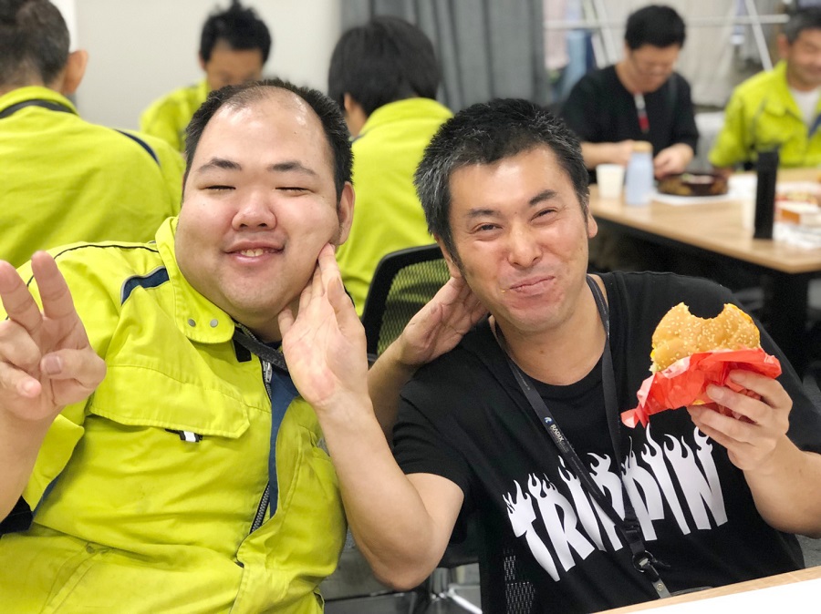 リベラル社員　目標達成パーティー