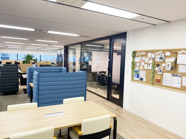 ステイアップ横浜　サービスオフィス