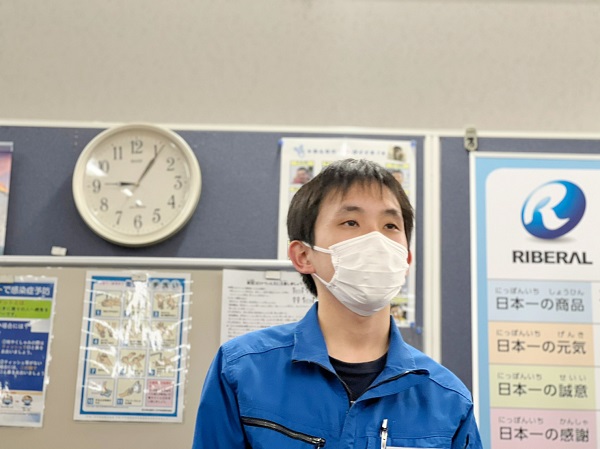 リベラル社員　新入社員