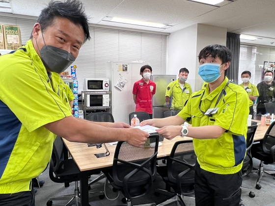 リベラル佐久間　社員　給与支給日